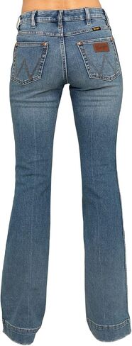 Wrangler Women's Retro High Rise Trouser Green Jean in Kuwait