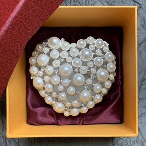 Pearl & Rhinestone Heart Shaped Arras Box with 13 Coins/Tokens for Wedding (Silver)