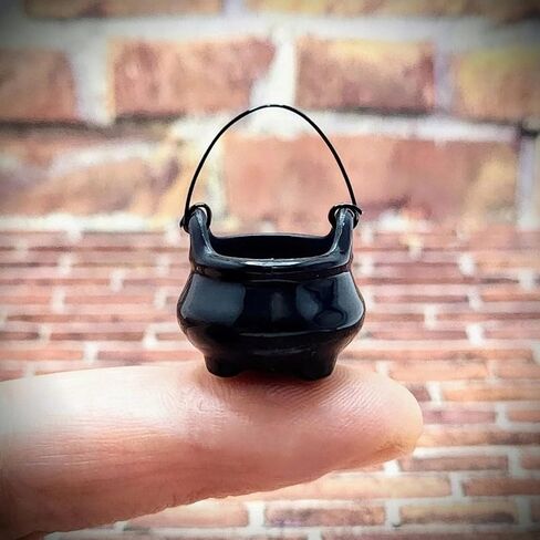 Miniature Black Spiders, Halloween Miniatures, Halloween Embellishments, Haunted Dollhouse, Halloween Craft Supplies, Dollhouse Fairy Garden Accessories (20PCS) in Saudi Arabia