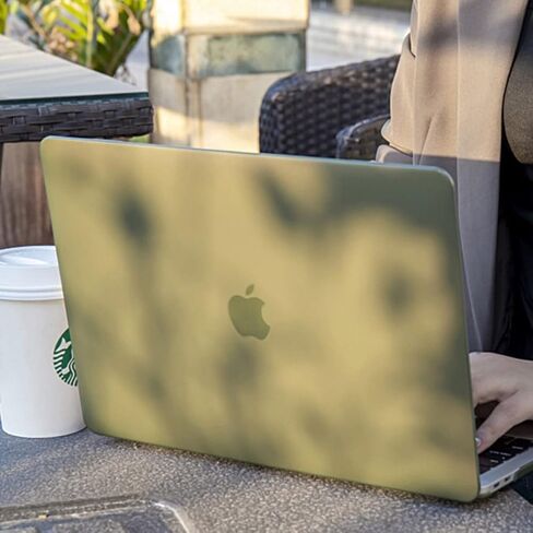 حافظة لجهاز MacBook Air 13 بوصة 2021 M1 A2337 A2179 2020، غطاء كمبيوتر محمول خفيف الوزن ونحيف للغاية لجهاز Mac 13.3 A1932 2018 2019 معرف اللمس مع واقي شاشة غطاء جلد لوحة المفاتيح، أخضر عسكري in Kuwait