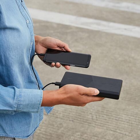 بطارية بنك الطاقة Amazon Basics فائقة الحمل والشحن السريع، 26800 مللي أمبير في الساعة، x1 PD 45W USB-C وx2 12W USB-A لأجهزة الكمبيوتر المحمولة، iPhone 15، Samsung S24، iPad والمزيد، أسود in Saudi Arabia