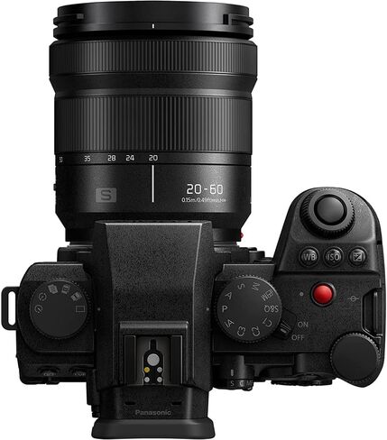 كاميرا باناسونيك DC-S5M2XKK Lumix S5IIX كاملة الإطار بدون مرآة مع عدسة 20-60 مم f/3.5-5.6 + حزمة عدسات LUMIX S 85 مم F1.8 مع حزمة حماية محسنة CPS لمدة عامين in Saudi Arabia