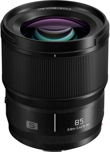 كاميرا باناسونيك DC-S5M2XKK Lumix S5IIX كاملة الإطار بدون مرآة مع عدسة 20-60 مم f/3.5-5.6 + حزمة عدسات LUMIX S 85 مم F1.8 مع حزمة حماية محسنة CPS لمدة عامين in Saudi Arabia