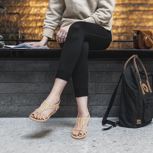 صنادل HARENCE بكعب عريض للأحذية النسائية: صنادل مريحة بكعب منخفض ومفتوحة عند الأصابع أحذية رسمية بوهيمية مع حزام كاحل مرن سهل الارتداء على صندل الشاطئ الصيفي in Kuwait