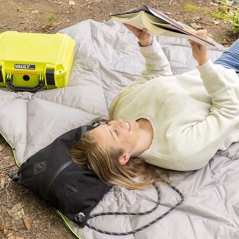 إكسسوارات تخييم Pelican Outdoor Woobie - بطانية - بطانة بونشو مع حقيبة حمل - [مقاومة للماء] [حشوة 600 بطة] - بطانية سفر خفيفة وناعمة ودافئة - هدايا تخييم للمشي لمسافات طويلة والنزهة - زيتوني in Saudi Arabia