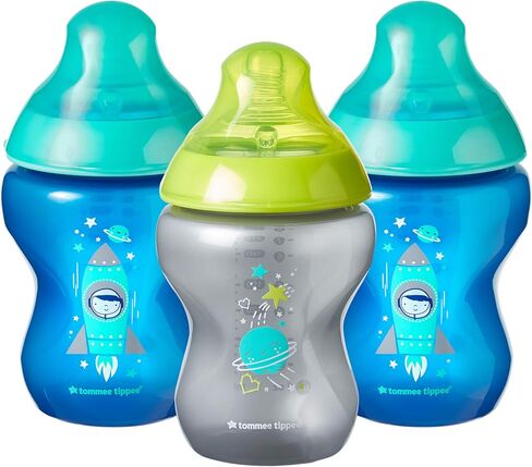 مجموعة هدايا Tommee Tippee Closer to Nature Boldly Go، 3 زجاجات أطفال سعة 9 أونصة، لهايات 3 × 6-18 شهر، حلمة تشبه الثدي ذات التدفق البطيء in Kuwait