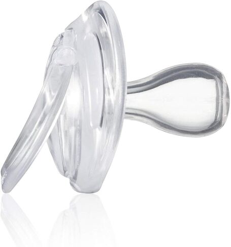 مجموعة هدايا Tommee Tippee Closer to Nature Boldly Go، 3 زجاجات أطفال سعة 9 أونصة، لهايات 3 × 6-18 شهر، حلمة تشبه الثدي ذات التدفق البطيء in Kuwait