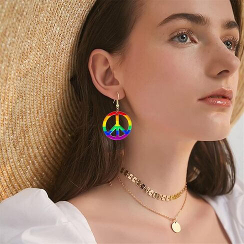 Colourful Resin heart Geometric Earrings Lightweight Rainbow Acrylic Resin Dangle Drop Earrings for Women Girls Statement Jewelry in Saudi Arabia