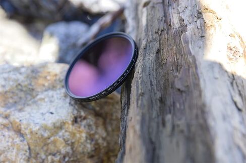 SONGING YOPHY MRC VND2-400 Filter is a Variable Neutral Density Filter Used in Photography and Videography to Control The Amount of Light Entering The Camera Lens. (62mm) in Saudi Arabia