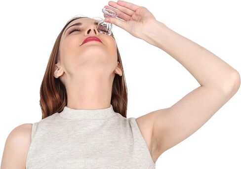 أكواب عيون شفافة لحافة غسل العين على شكل شطف العين وتنظيفها وإزالة الغبار ومجموعة أكواب غسيل العين مكونة من كوبين للعين in Kuwait