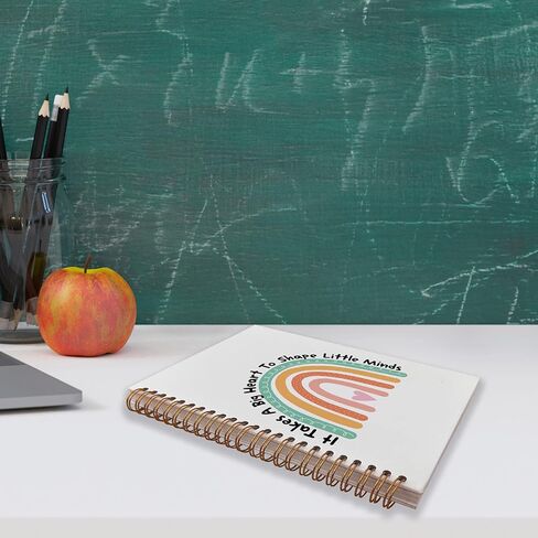 هدايا تقدير المعلم دفتر ملاحظات حلزوني مقاس 5.5 × 8.3 بوصة، يتطلب الأمر قلبًا كبيرًا لتشكيل العقول الصغيرة دفتر ملاحظات حلزوني مبطن بقوس قزح، شكرًا لك على الهدايا للمعلم in Kuwait