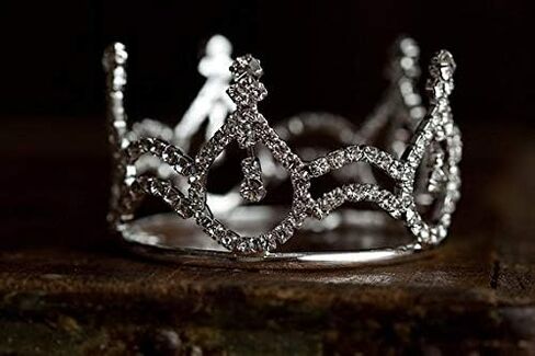 "Leiah" Mini Rhinestone Crown, Newborn Photography Prop, Toddler/Child Flower Girl Princess Tiara (Gold) in Saudi Arabia