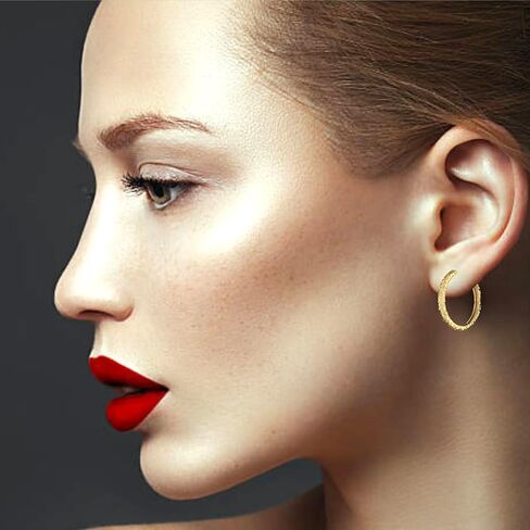 ابتسامة فضية - حلقات مطروقة مزخرفة مطلية بالذهب عيار 18 قيراطًا فوق الفضة الاسترليني| حلقات مضادة للتشوه مقاس 20 مم × 20 مم للنساء | اختيار مثالي لأعياد الميلاد والذكرى السنوية لها in Kuwait