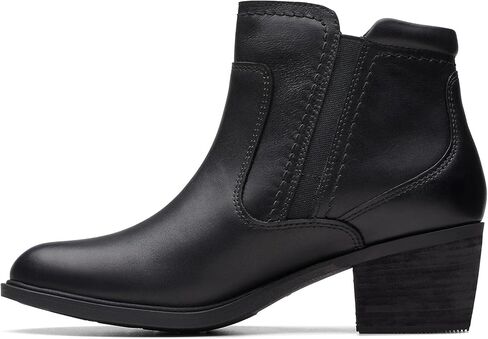 Clarks Womens Neva Zip Waterproof in Saudi Arabia