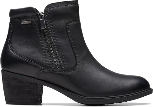 Clarks Womens Neva Zip Waterproof in Saudi Arabia