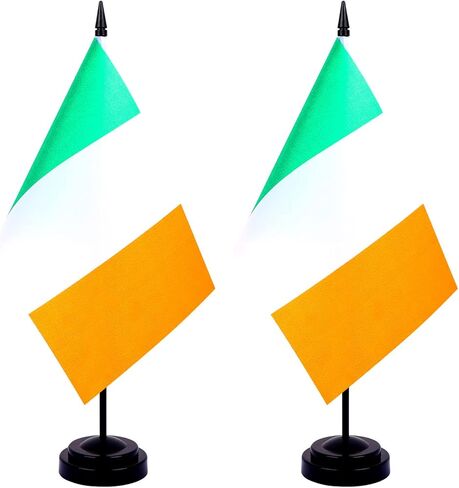 أيرلندا الأيرلندية العلم الأيرلندي الجدول العلم الصغيرة أيرلندا مكتب أعلام مكتب مع قاعدة الوقوف، سانت. ديكورات المكاتب المنزلية ومناسبات مهرجان عيد القديس باتريك (عبوة من قطعتين) in Kuwait