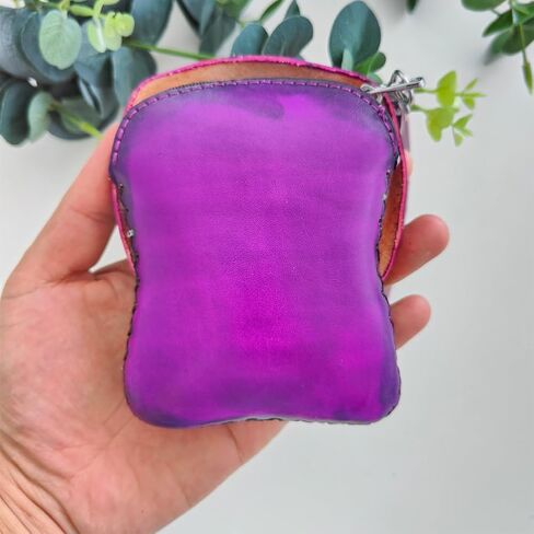 Yzikema 1 Pcs Leather Zipper Coin Purse Dog Shaped Wallet, Wrist Bag,Hand Bag,Coin Organizer, Change Holder,Card Case, Mini Leather Zipper Storage Bag for Women, Purple, 4.92"x 3.94"x 1.81", Art Style in Kuwait