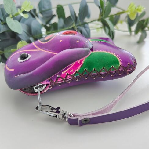 Yzikema 1 Pcs Leather Zipper Coin Purse Dog Shaped Wallet, Wrist Bag,Hand Bag,Coin Organizer, Change Holder,Card Case, Mini Leather Zipper Storage Bag for Women, Purple, 4.92"x 3.94"x 1.81", Art Style in Kuwait