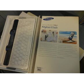 Samsung ECR-K10AWEGSTA Full Size Keyboard Dock for the Galaxy Tab 7.0"