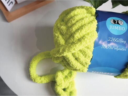 MSD&FT 4 Skeins Chunky Chenille Yarn Blanket Yarn (أخضر فلوري) in Kuwait