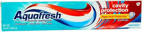 Aquafresh Cavity Protection Fluoride Toothpaste, Cool Mint, for healthy gums, strong teeth & fresh breath, 5.6 ounce (Pack of 5) in Saudi Arabia