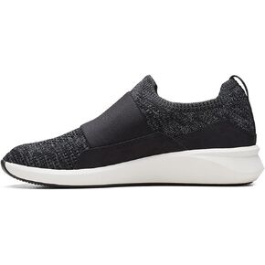 حذاء رياضي نسائي من Clarks Un Rio Knit
