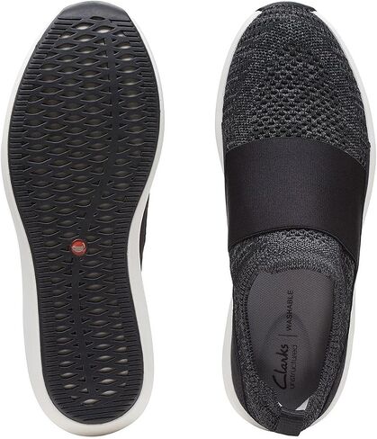 Clarks Women's Un Rio Knit Sneaker in Kuwait