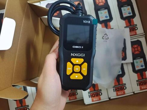 Universal Car OBD2 Scanner: Engine Fault Code Scanner, Check Engine Light and Emission Monitor Status, Real-time Battery Voltage Tester – V318 Color TFT OBDII CAN Diagnostic Scan Tool in Saudi Arabia