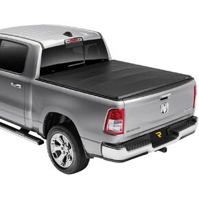 Gator Covers Gator ETX Soft Tri-Fold Truck Bed Tonneau Cover | 59106 | Fits 2004 - 2006, 2007 Classic Chevy/GMC Silverado/Sierra 8' Bed (96")