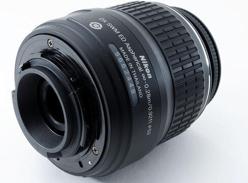 Nikon 18-55mm f/3.5-5.6G AF-S DX VR Nikkor Zoom Lens (Renewed) in Saudi Arabia