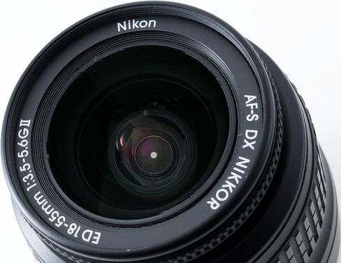 Nikon 18-55mm f/3.5-5.6G AF-S DX VR Nikkor Zoom Lens (Renewed) in Saudi Arabia