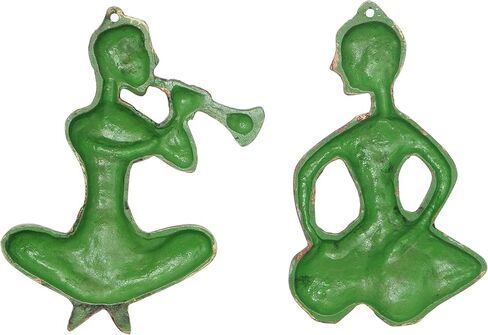 مجموعة من قطعتين من الموسيقيين معلقة على الحائط معدنية باللونين البني والذهبي in Kuwait