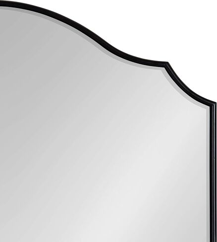 Kate and Laurel Leanna Glam Horizontal Wall Mirror, 27.5 x 31.5, Gold, Sophisticated Large Mirror for Wall in Saudi Arabia