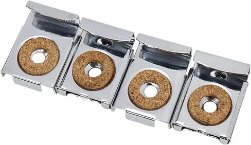 مجموعة واحدة من مشابك المرآة المحملة بزنبرك، مشابك معدنية بسيطة مثبتة على الحائط ومرآة in Kuwait