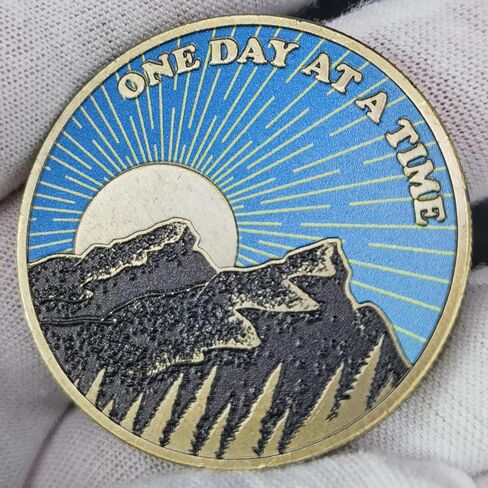 عملة Sunrise Serenity Lucky Coin يوم واحد في كل مرة هدية رمزية للجيب للرجال أو النساء لاستعادة الإدمان AA Sobriety Medallion (عبوة من 10) in Saudi Arabia