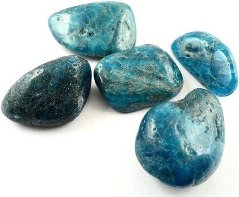 Pachamama Essentials Blue Apatite Tumbled - حجر الشفاء - كريستال شفاء 20-25 مم (1) in Saudi Arabia