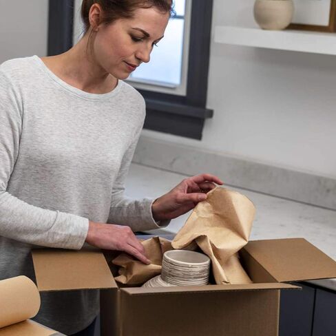 لفة ورق كرافت، ورق كرافت معاد تدويره مقاس 30.48 سم × 100 قدم، ورق لف ورق كرافت بني لتغليف الهدايا، والتعبئة، والشحن، والنقل، ومفرش الطاولة، وتغطية الأرضيات، والحرف الفنية (بني كرافت) in Kuwait