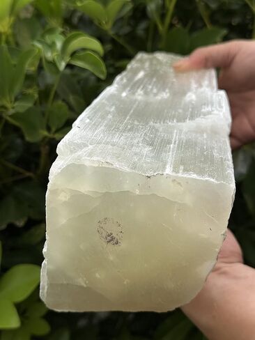 سجل سيلينيت جامبو، سجل سيلينيت ضخم من الكريستال الأبيض الطبيعي، سيلينيت خام عملاق، شريط كريستال خام خشن، بلورات شفاء (12-15 رطل) in Saudi Arabia