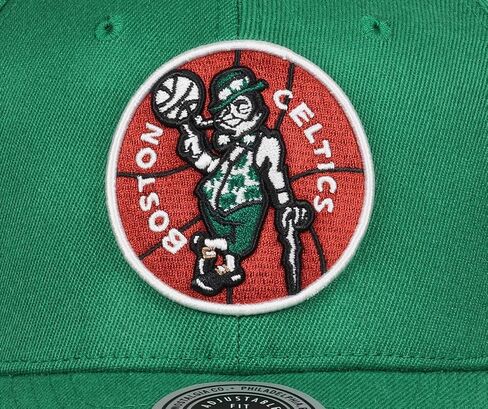 قبعة Mitchell & Ness Boston Celtics Team Ground قابلة للتمدد وقابلة للتعديل - باللون الأخضر in Saudi Arabia