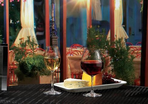 منتجات Carlisle FoodService Products Alibi Wine Glass للمطاعم والمطاعم والمطابخ والبلاستيك، 8 أونصة، شفاف، (عبوة من 24 قطعة) in Saudi Arabia