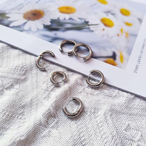Small Hoop Earrings for Women, Lightweight 18K Gold Plated Huggie Hoop Earrings Dainty Hypoallergenic Earring Set Cute Earrings Pack for Women Girls Trendy Jewelry Gifts in Saudi Arabia