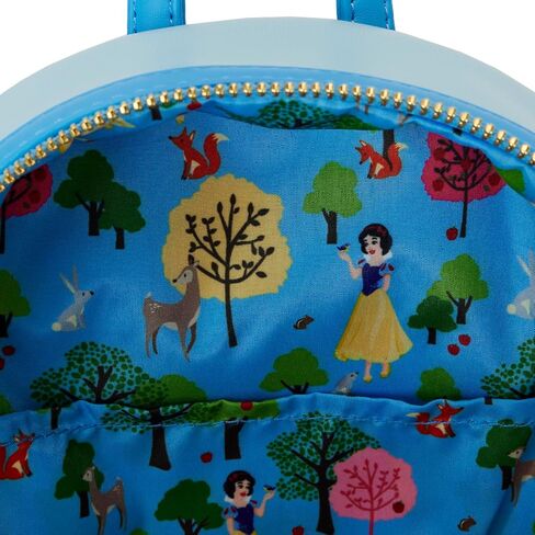 حقيبة ظهر صغيرة من Loungefly Disney Snow White Forest Scene، حصريًا لأمازون in Saudi Arabia