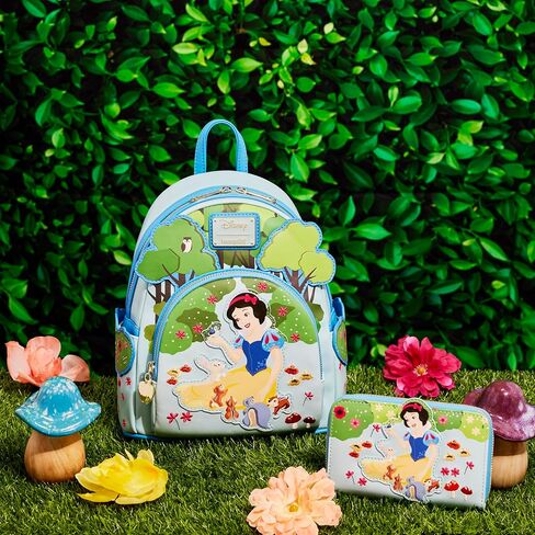 حقيبة ظهر صغيرة من Loungefly Disney Snow White Forest Scene، حصريًا لأمازون in Saudi Arabia