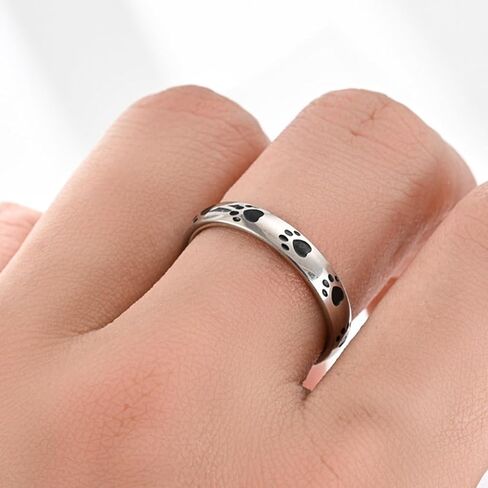 خاتم زفاف من Jude Jewellers مقاس 4 مم من الفولاذ المقاوم للصدأ على شكل مخلب الكلب وحفلات الزفاف وأعياد الميلاد in Kuwait