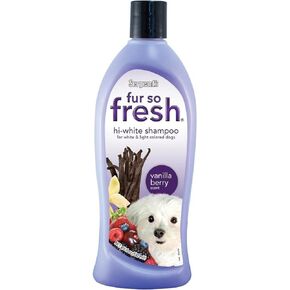 Sergeant’s Fur-So-Fresh Dog Grooming Shampoo, Hi-White for White or Light-Colored Dogs, Vanilla Berry Scent, Dog Bath Product, 18oz