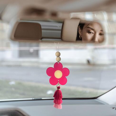 حلية سيارة على شكل زهرة، إكسسوارات سيارة ديزي، ديكورات سيارة للنساء، شماعة سيارة بشرابة زهرة ديزي، زينة معلقة للسيارة، ملحقات مرآة الرؤية الخلفية، ديكور لطيف للسيارة in Saudi Arabia