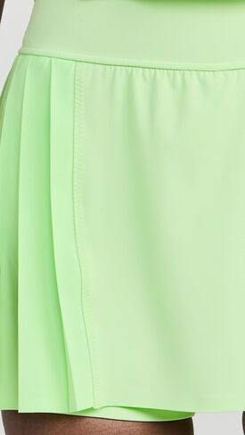 تنورة تنس نسائية ذات طيات قوية من Sweaty Betty in Saudi Arabia
