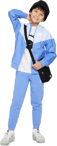 سترة Nike Sportswear Windrunner للأطفال الكبار (الأولاد) فضفاضة بطول الورك (الولايات المتحدة، ألفا، متوسط، عادي، قطبي/أزرق فاتح/قطبي/أبيض) in Saudi Arabia