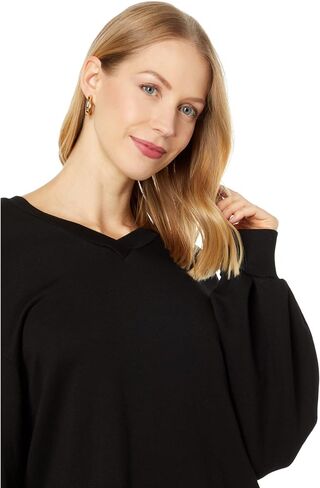 Monrow Women's Ht1338-supersoft Fleece V Neck Sweatshirt in Saudi Arabia