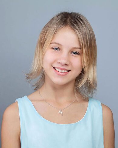 قلادة صليب اللؤلؤ للفتيات - المناولة الأولى، هدايا عيد ميلاد تأكيد المعمودية للفتيات in Kuwait